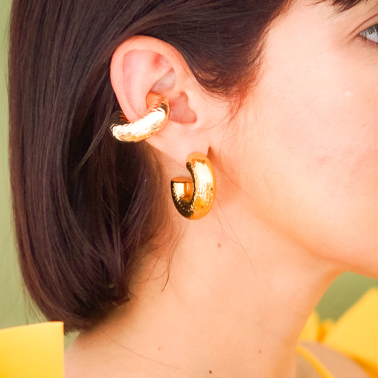 Arete Dorado Ear Cuff Bold