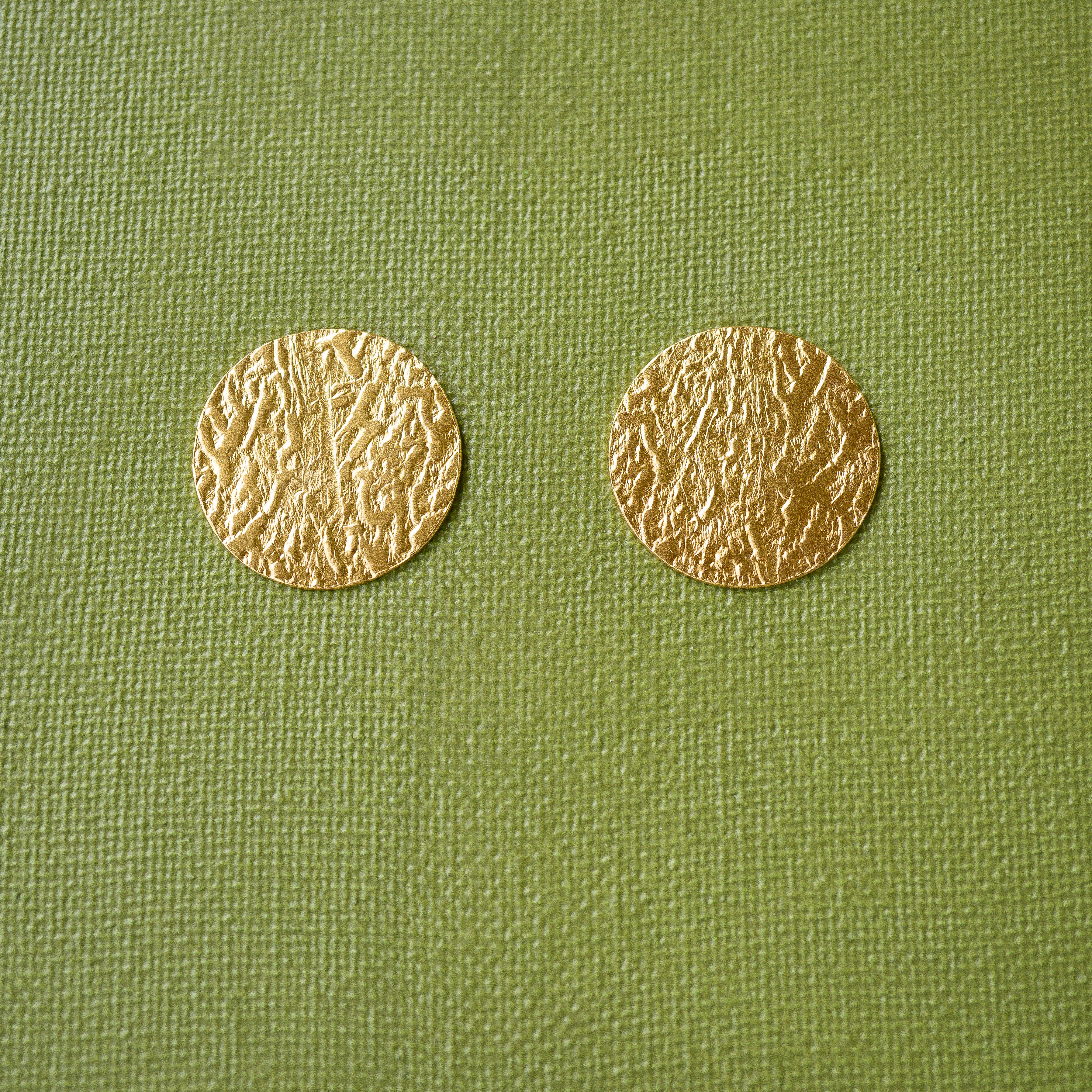 Dot Earrings in Gold - emme