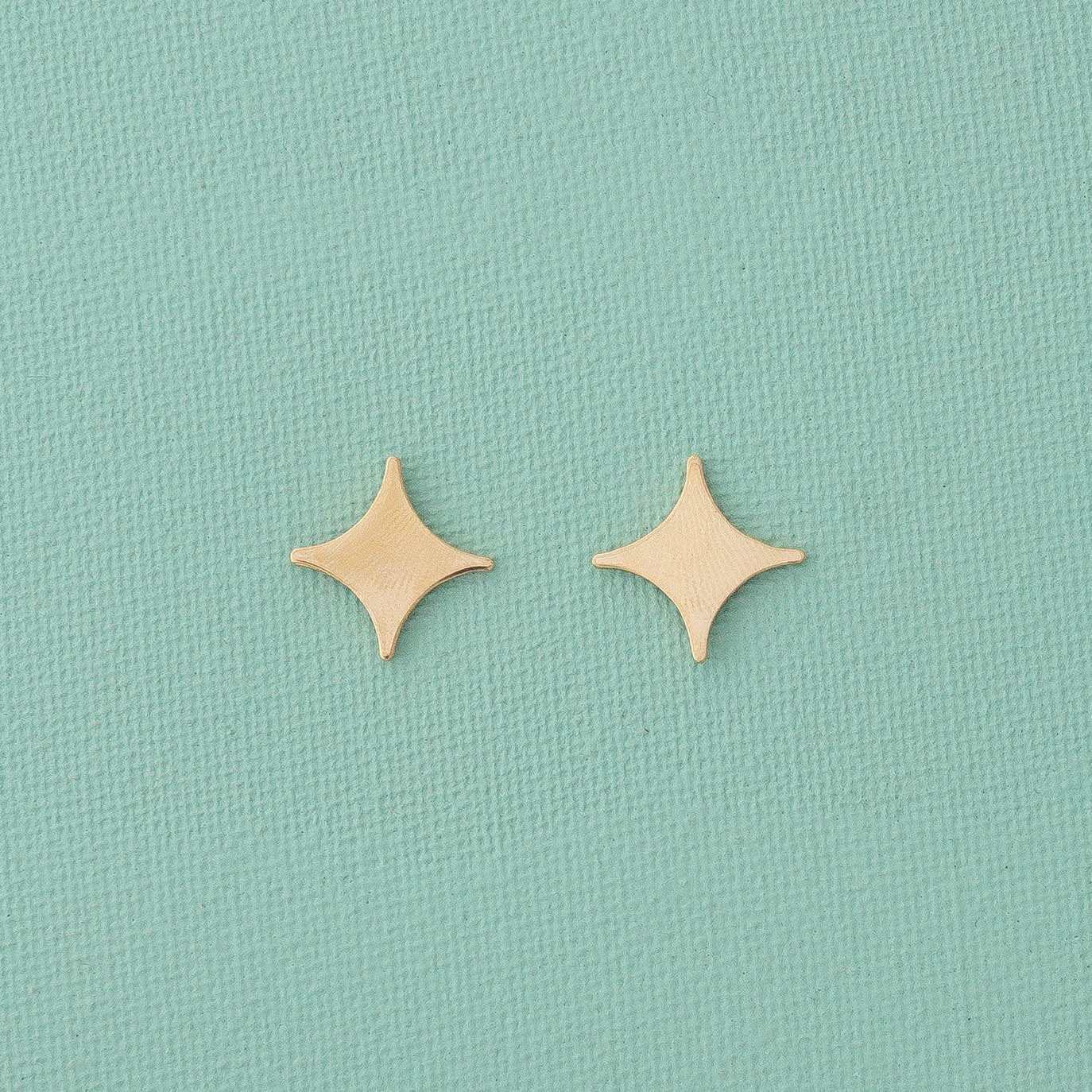 Mini Star Stud Earrings in Gold - emme