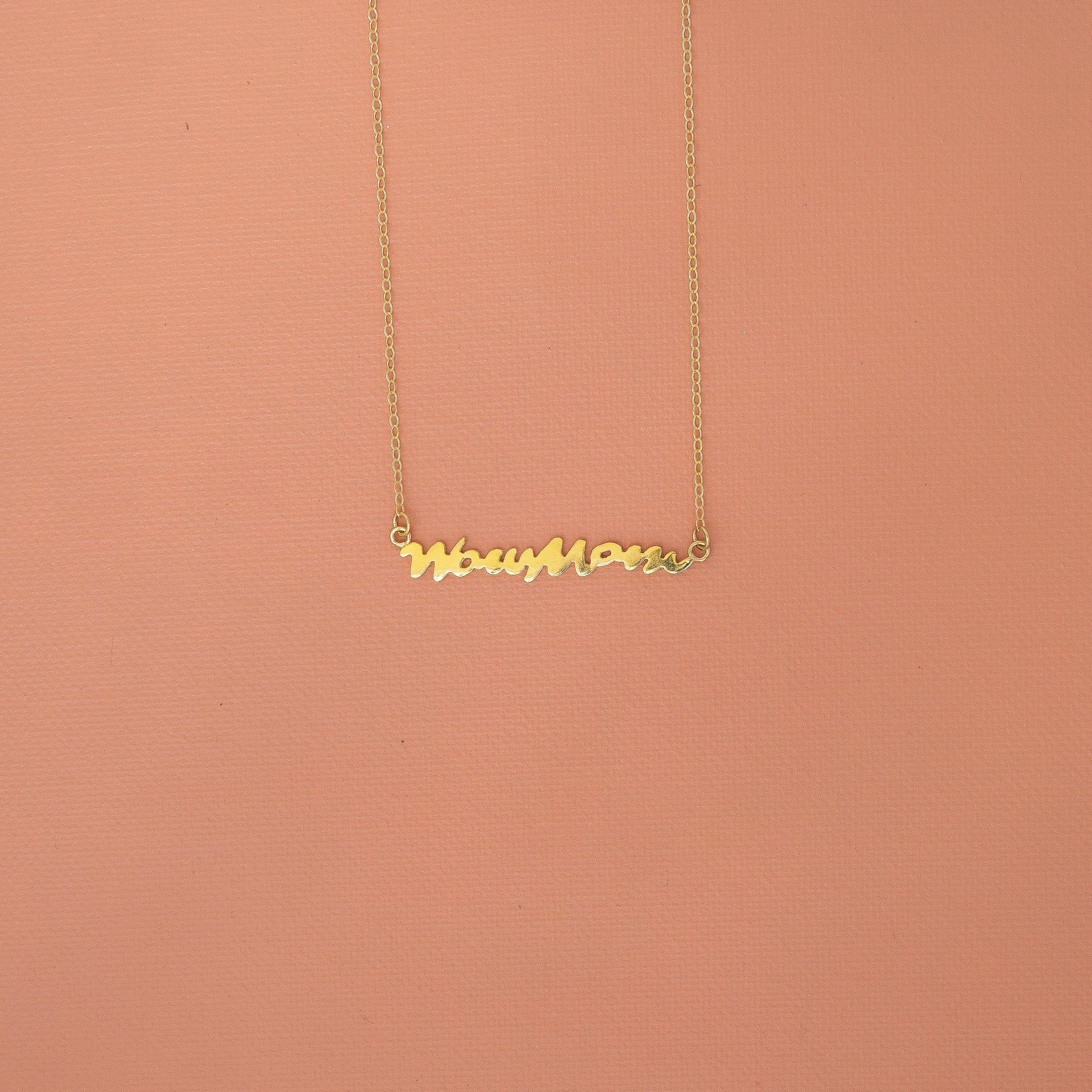 WowMom Pendant in Gold - emme